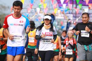 BIB: 41716, 45731, 40509
                            <button type="button" onclick="openModal(9922569)" class="btn btn-primary btn-sm float-right btn-popup" data-toggle="modal" data-target=".modal-high-quality">
                        <i class="fas fa-shopping-cart"></i> Add to Cart
                    </button>
                                            <button type="button" onclick="isThisMe(9922569, true)" class="btn btn-success btn-sm float-right btn-popup btn-isme hidden" data-toggle="tooltip" data-placement="bottom" title="นี่คือรูปของคุณใช่ไหม คลิกที่นี่เพื่อเอาเข้าอัลบั้ม">
                        <i class="fas fa-plus"></i> Add to album
                    </button>
                    <button type="button" onclick="isThisMe(9922569, false)" class="btn btn-warning btn-sm float-right btn-popup btn-isnotme hidden">
                        <i class="fas fa-ban"></i> Remove from album
                    </button>